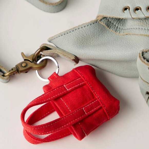 #53 NWT Free People Mini Caravan Bag Charm in Red - Picture 2 of 4